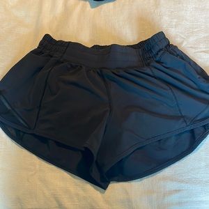 Black Lululemon Hotty Hot Shorts. Size 6, 2.5 inch inseam